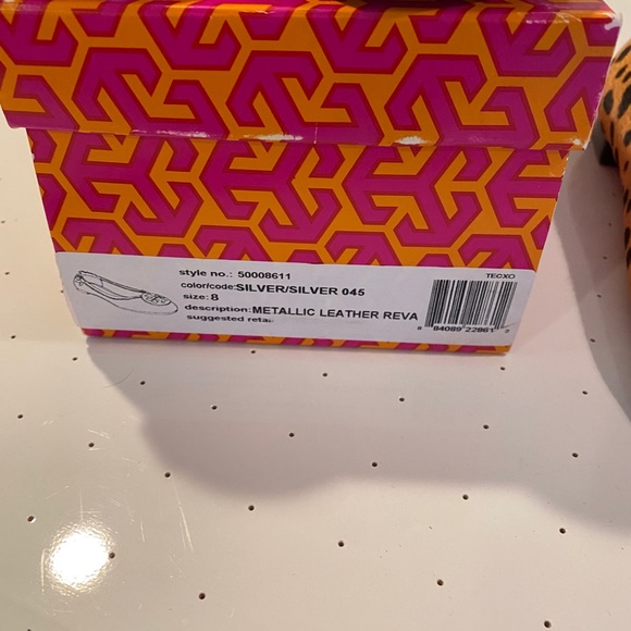 Tory Burch Silver Metallic Reva flats - Picture 2 of 2